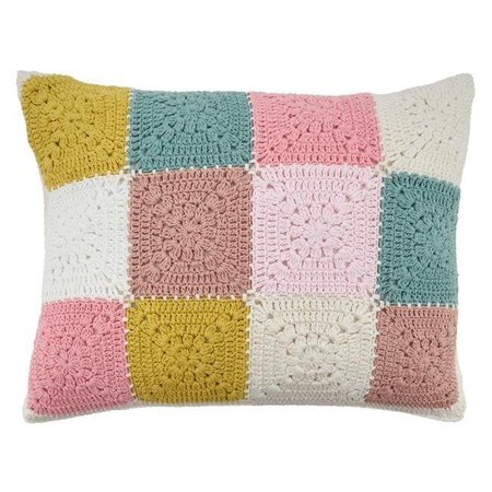 SARO LIFESTYLE SARO 1804.M1216BD 12 x 16 in. Oblong Down Filled Throw Pillow with Crochet Design 1804.M1216BD